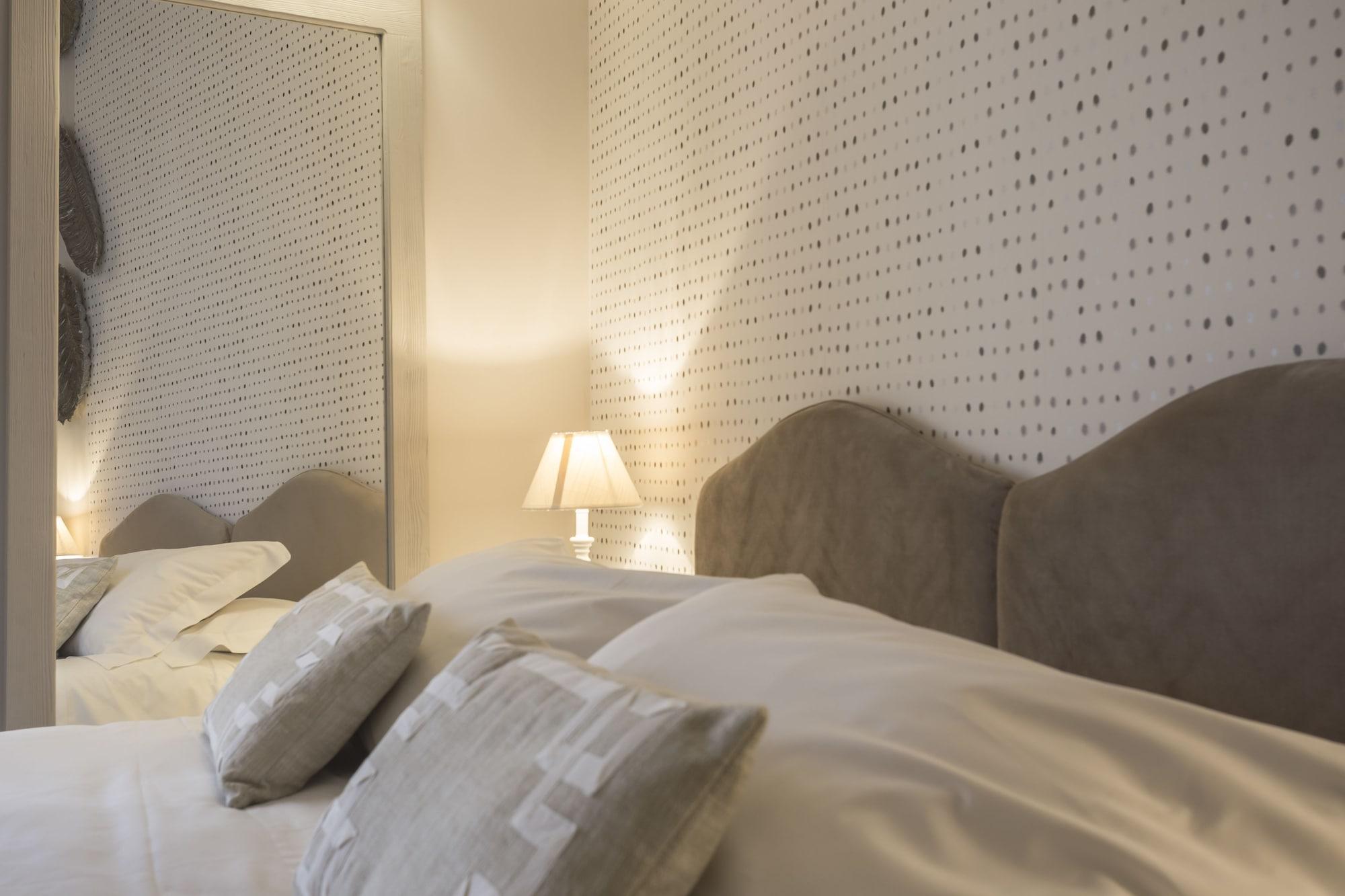 Locanda Don Serafino Historical Boutique Hotel Ragusa Esterno foto