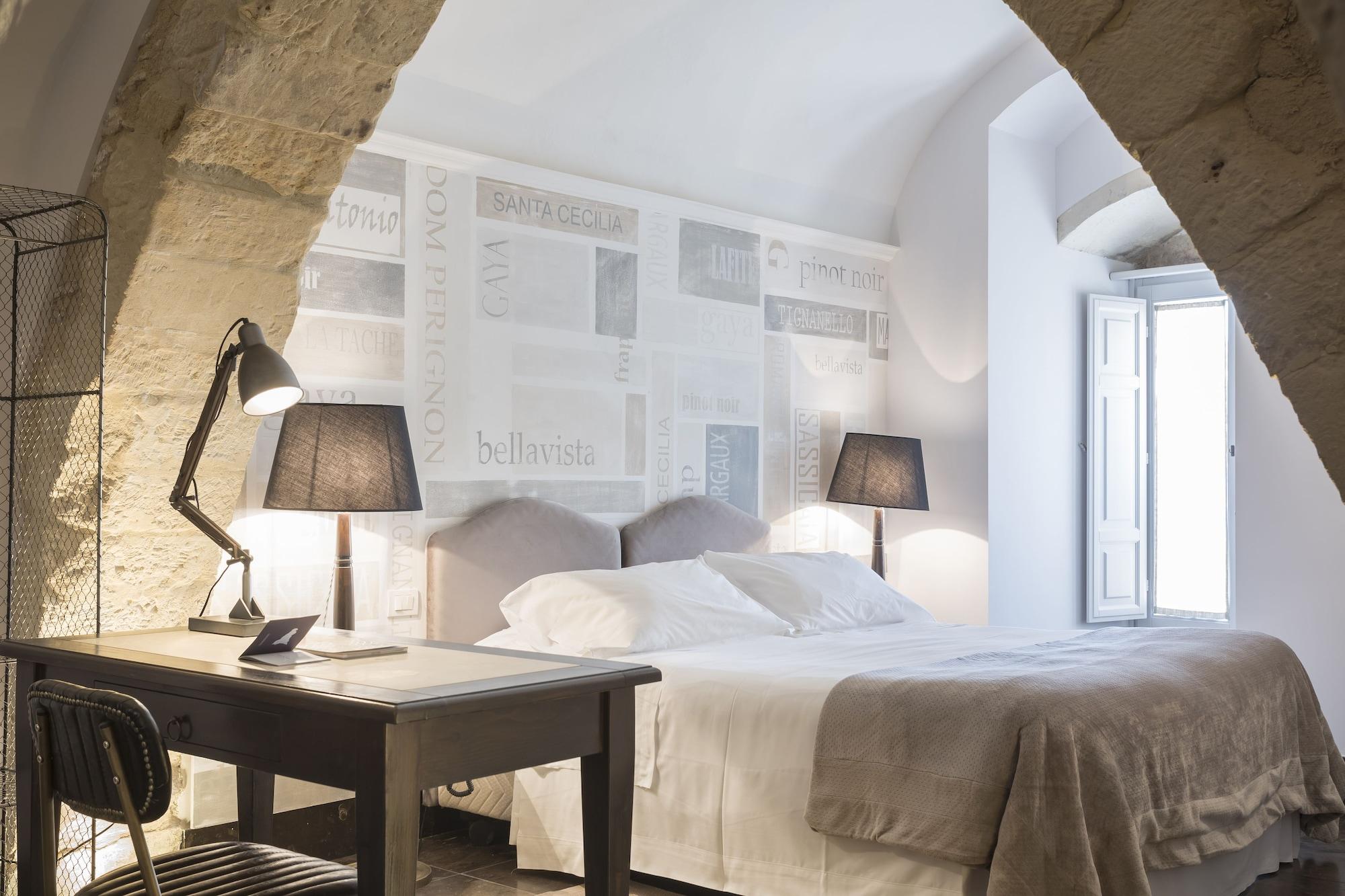Locanda Don Serafino Historical Boutique Hotel Ragusa Esterno foto