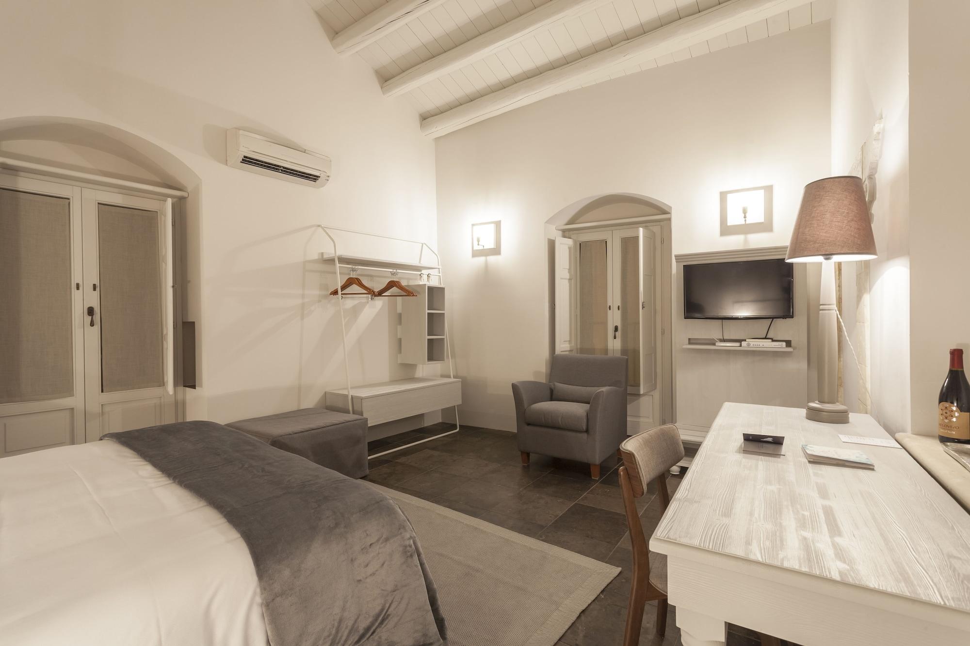 Locanda Don Serafino Historical Boutique Hotel Ragusa Esterno foto