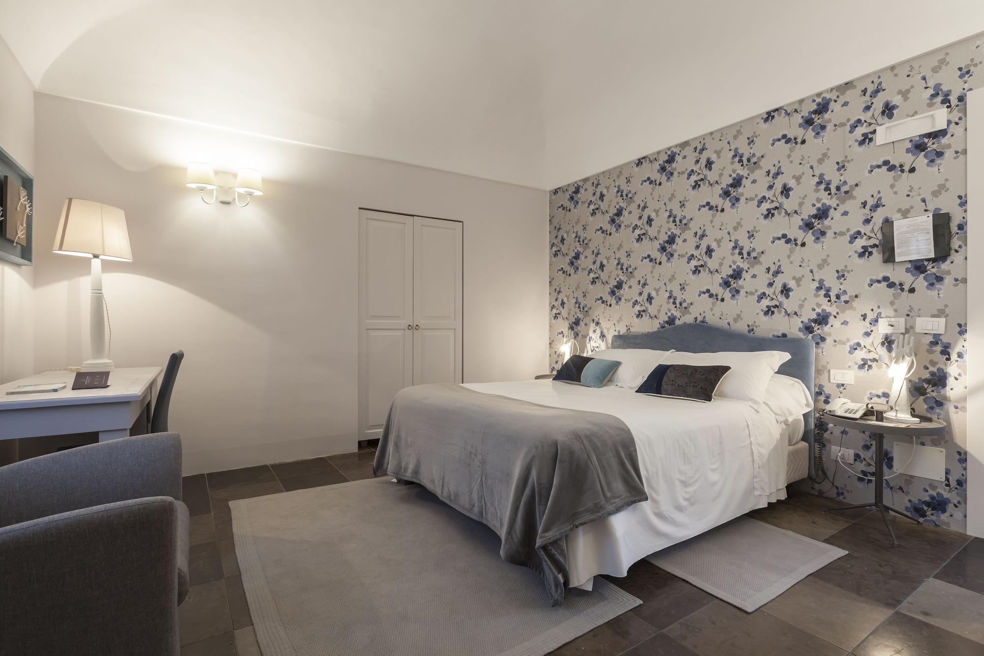 Locanda Don Serafino Historical Boutique Hotel Ragusa Esterno foto