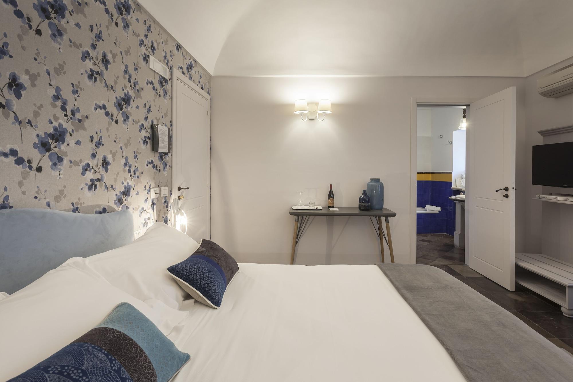 Locanda Don Serafino Historical Boutique Hotel Ragusa Esterno foto