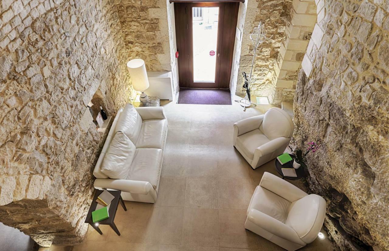 Locanda Don Serafino Historical Boutique Hotel Ragusa Esterno foto